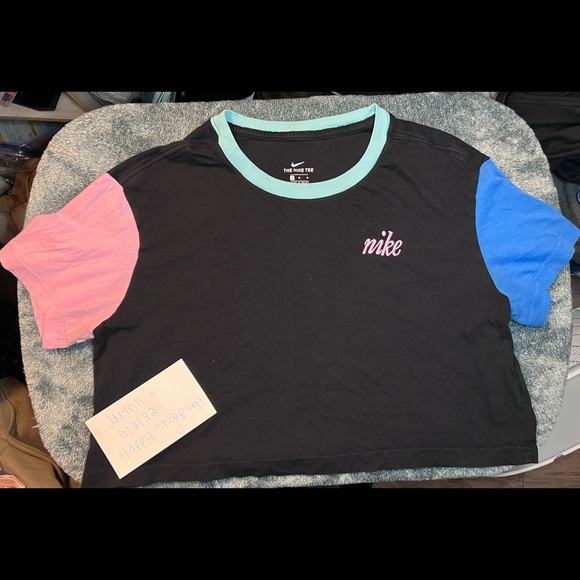 Nike Tops - Nike Crop top